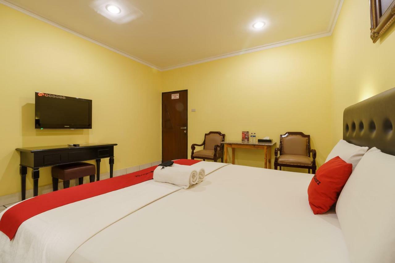 Reddoorz Plus Near Ancol Джакарта Екстер'єр фото