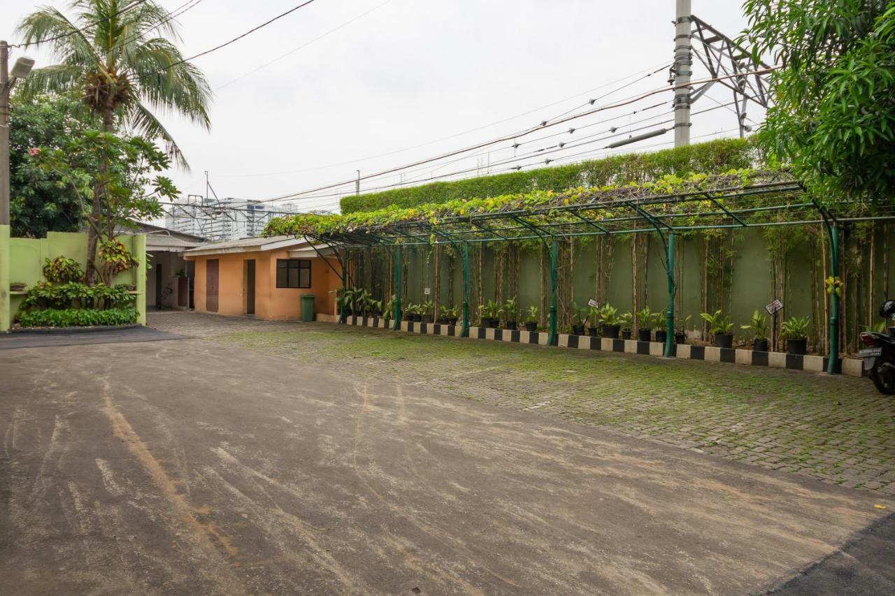 Reddoorz Plus Near Ancol Джакарта Екстер'єр фото