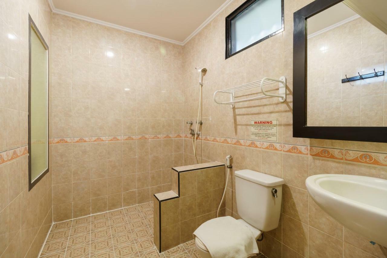 Reddoorz Plus Near Ancol Джакарта Екстер'єр фото